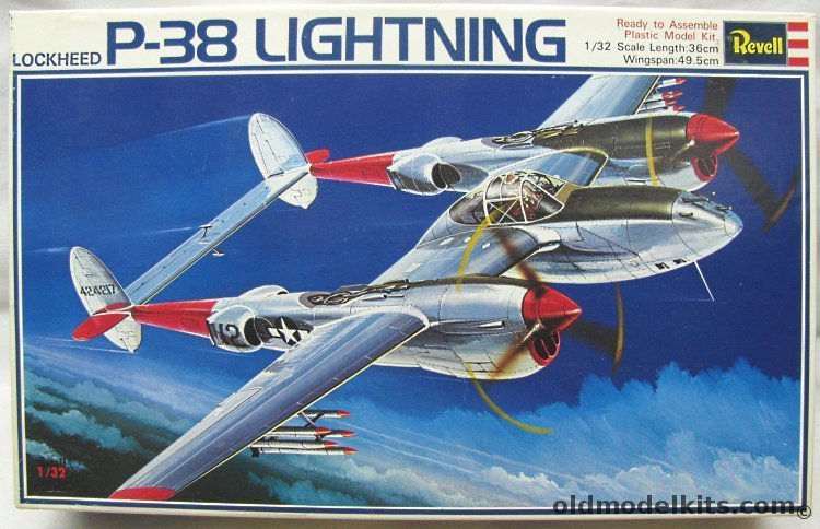 Revell 1/32 Lockheed P-38J Lightning - Japan Issue - 27th Fighter Squadron 15th Air Force - With Rockets and Drop Tanks, H280J-1800 plastic model kit